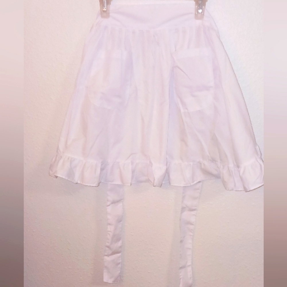 Costume apron